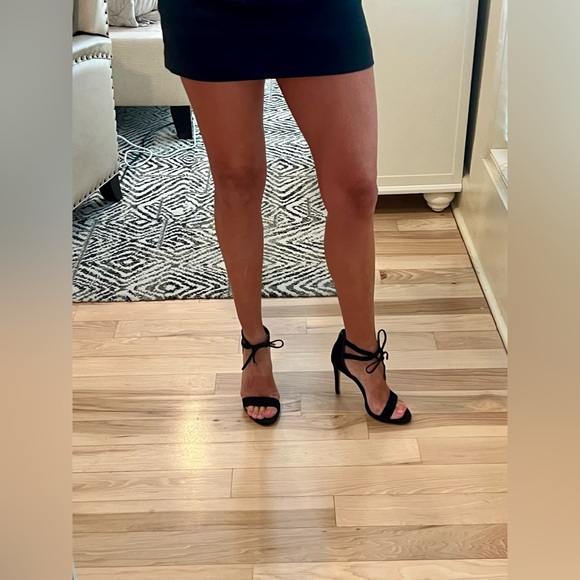 Gianni Bini Black Suede Tie Up Heels - Picture 7 of 8